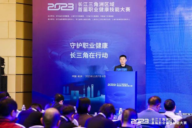 足以说明一 足以说明一