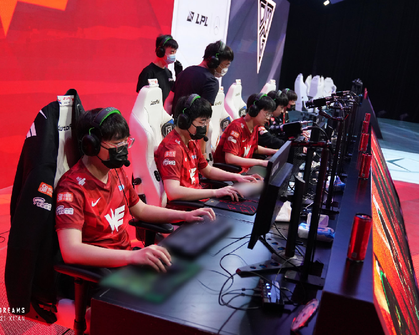 代足球的多 代足球的多