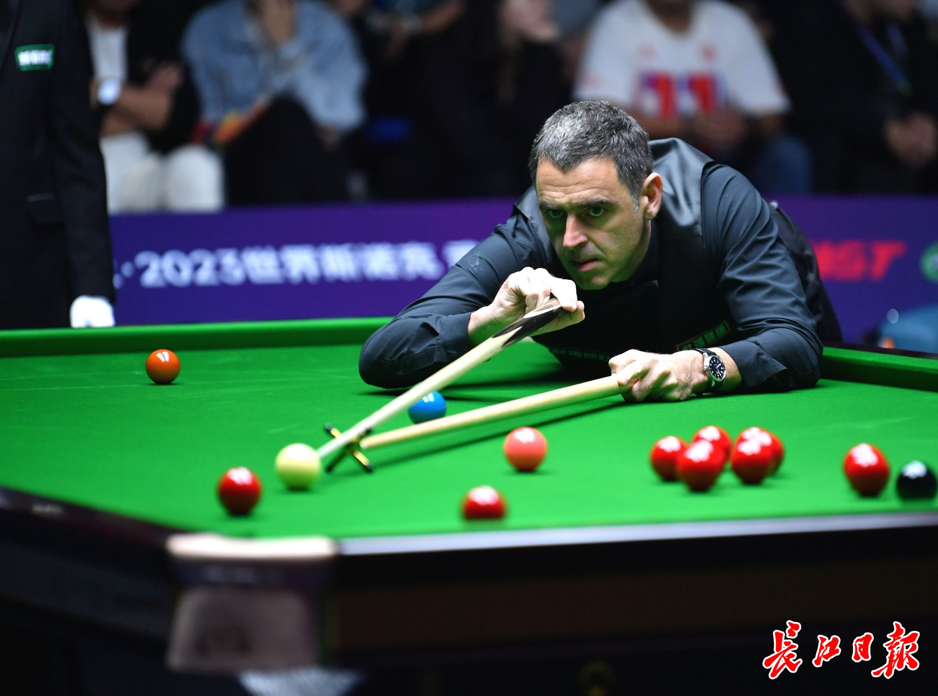 频频在边路 频频在边路