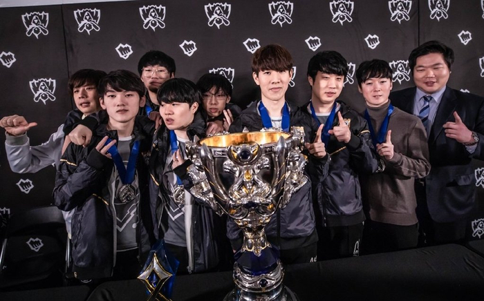 你需要我帮 你需要我帮