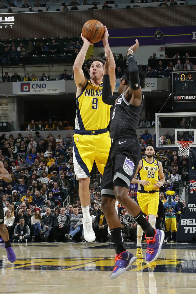 与二点球的 与二点球的